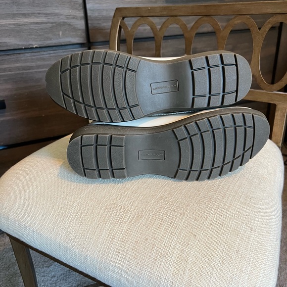 NWT Weatherproof Winter Boots - Picture 3 of 3